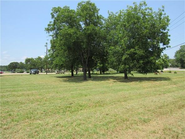 1220 W Hubbard St, Mineral Wells, TX 76067